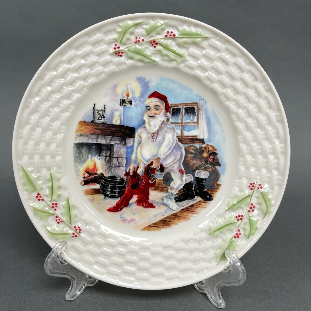 Belleek Salad Plate Enchanted Holly Berries Santa Christmas Basket Weave Border‎